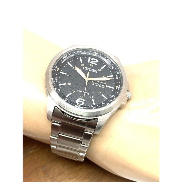 Citizen Men's Watch AW0110-58E Eco Drive Black Dial Day Date Silver Steel 44mm - Picture 6 of 15